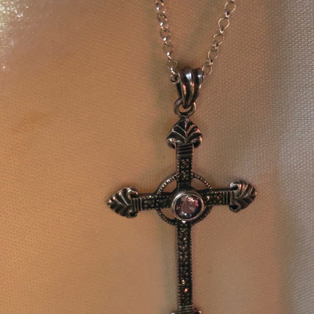 🔥🔥50% Vintage Sterling Silver Marcasite Amethyst Cross Pendant - Picture 7 of 9